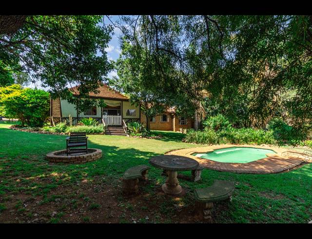 4 BEDROOM FREEHOLD FOR SALE IN BRANDVLEI AH